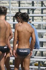 排球欧美帅哥图片,激情四溢的球场魅力瞬间